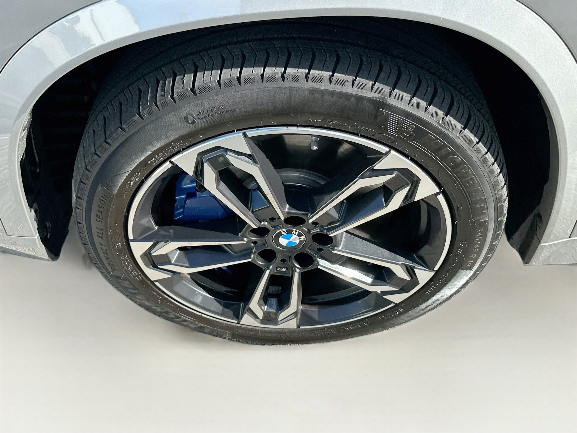 Certified 2025 BMW X1 M35i AWD/4WD image 33