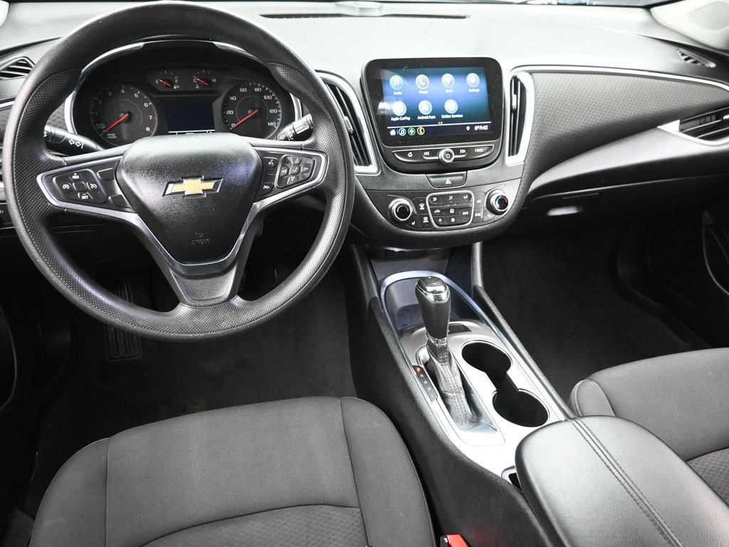 Used 2019 Chevrolet Malibu LT image 12