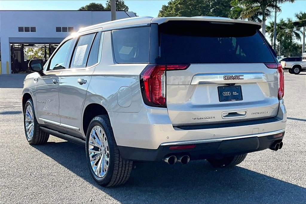 Used 2021 GMC Yukon Denali w/ Denali Premium Package image 7