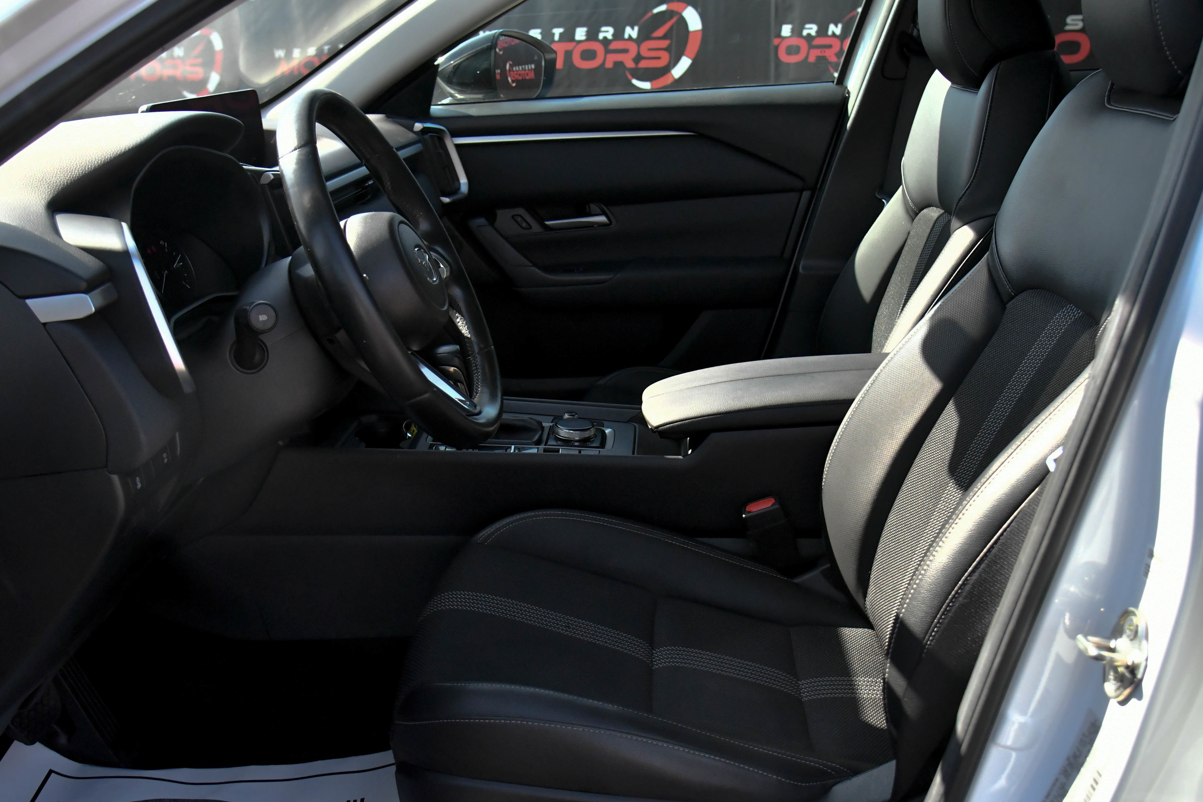 Used 2024 MAZDA CX-50 AWD 2.5 S w/ Cargo Package image 17