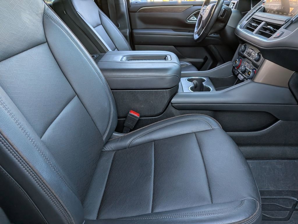 Used 2022 Chevrolet Suburban High Country w/ Premium Package 2 image 35