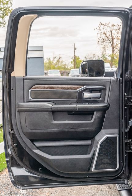 Used 2021 RAM 3500 Laramie image 33