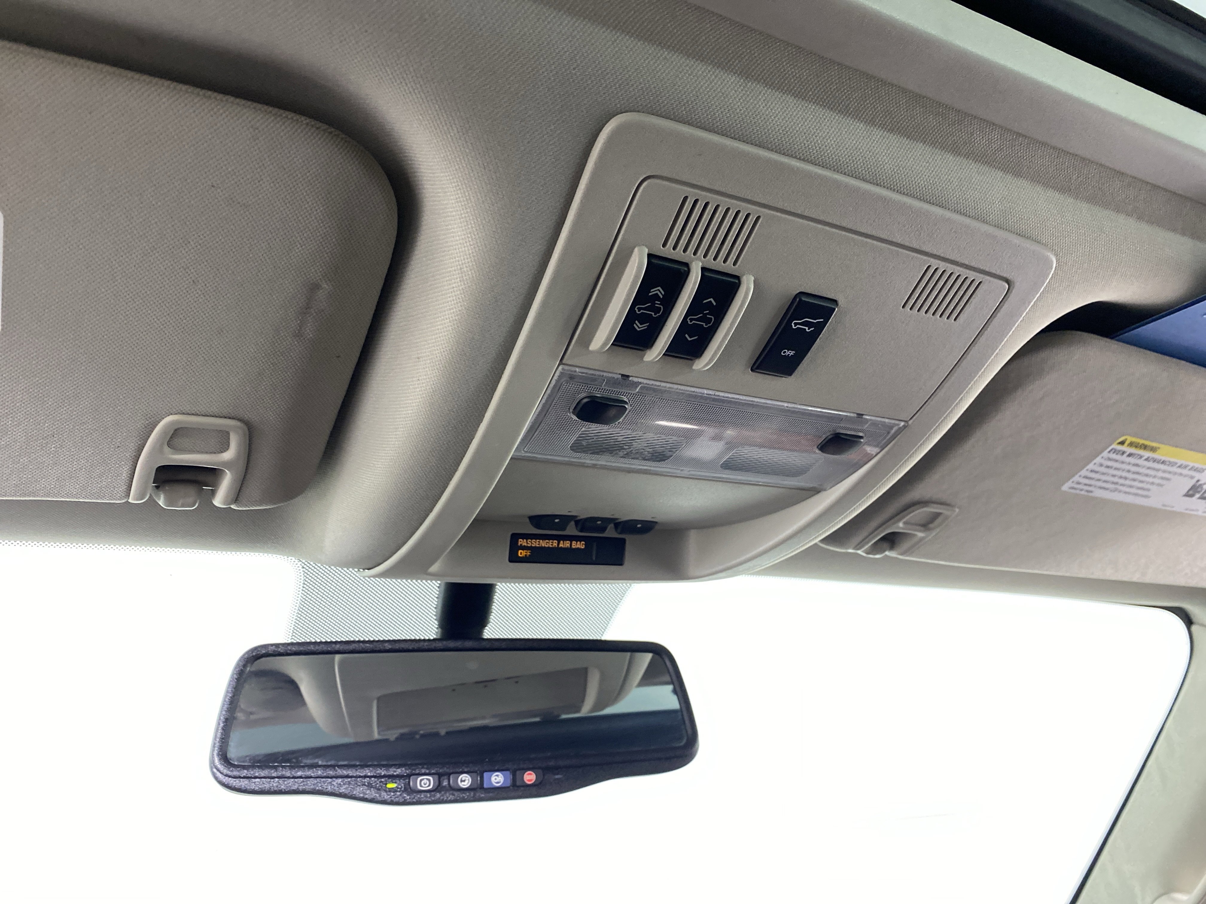 Used 2013 Chevrolet Tahoe LT w/ Luxury Package AWD/4WD image 24