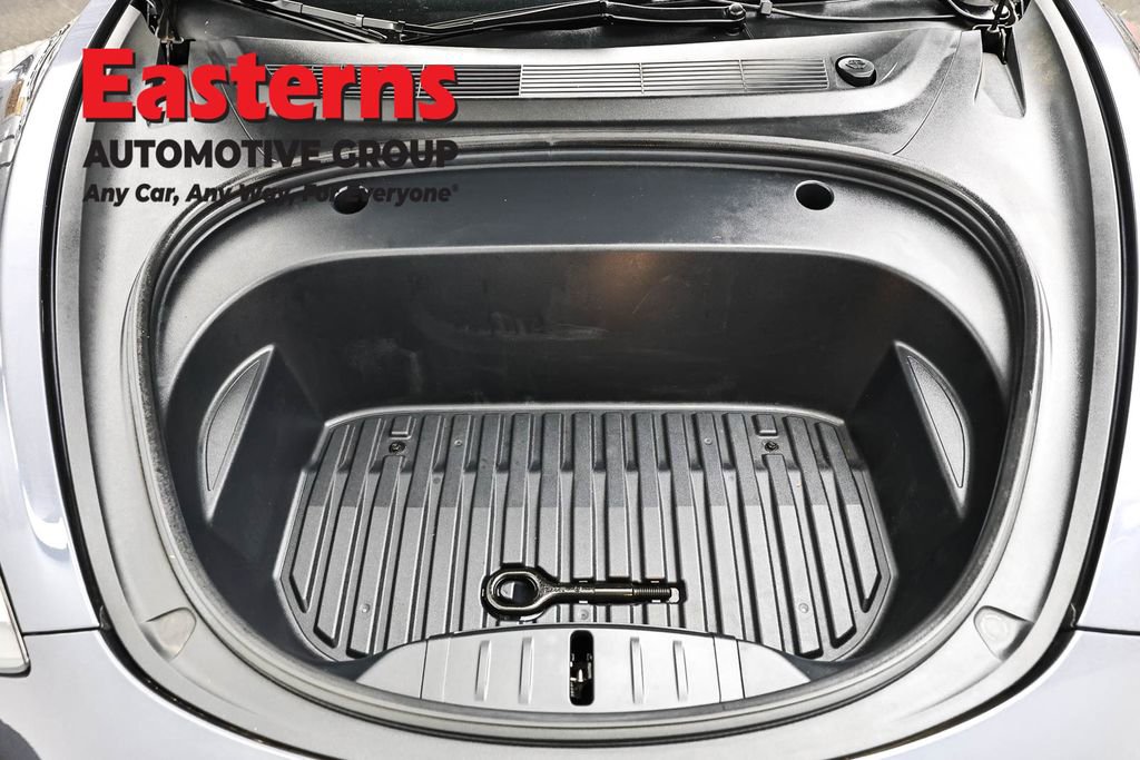 Used 2023 Tesla Model 3 Standard Range image 7