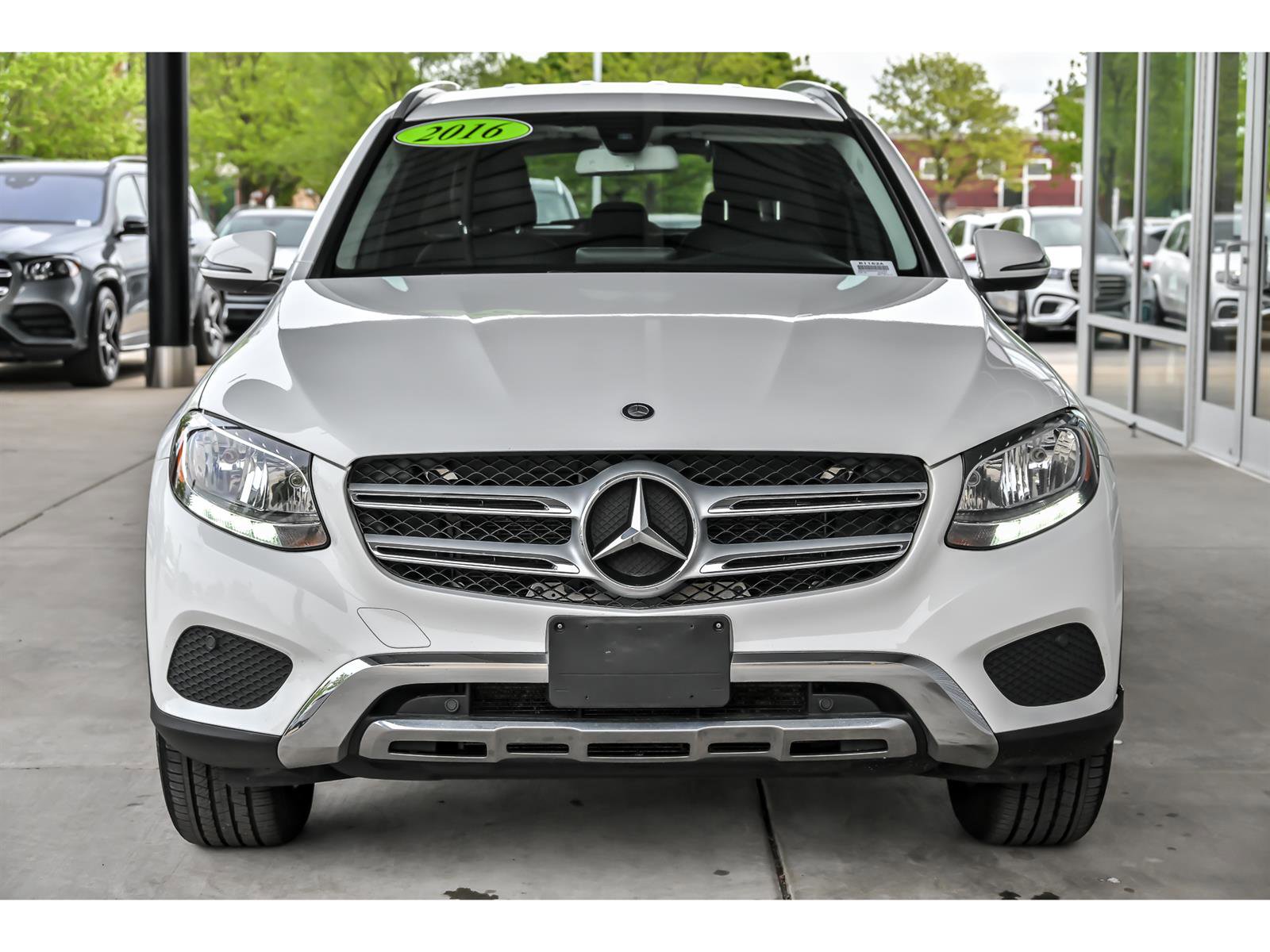 Used 2016 Mercedes-Benz GLC 300 4MATIC image 4