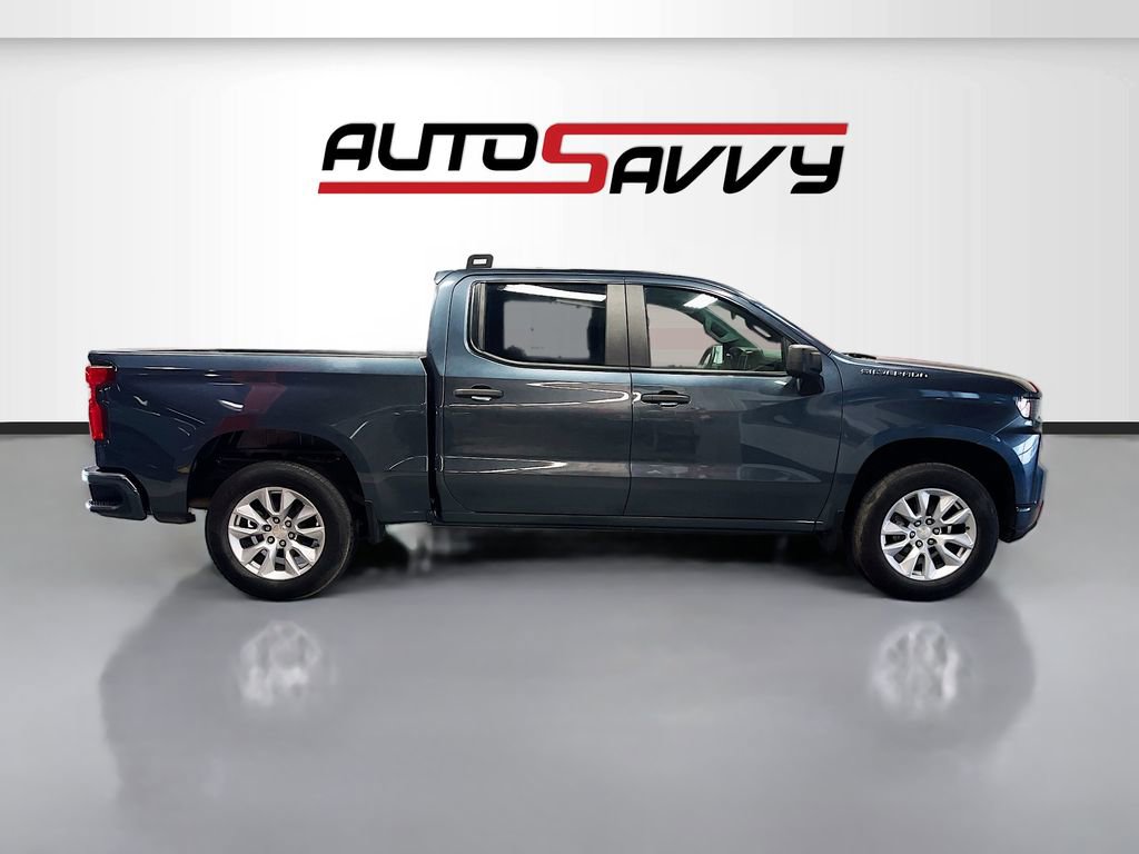 Used 2019 Chevrolet Silverado 1500 Custom w/ Custom Value Package AWD/4WD image 8