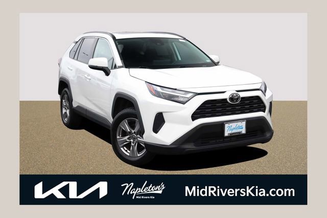 Used 2023 Toyota RAV4 XLE w/ Convenience Package image 1
