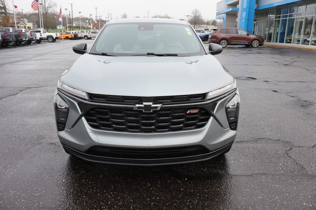 Used 2024 Chevrolet Trax RS image 28