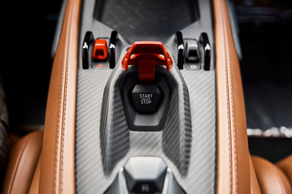 Used 2025 Lamborghini Revuelto AWD/4WD image 67