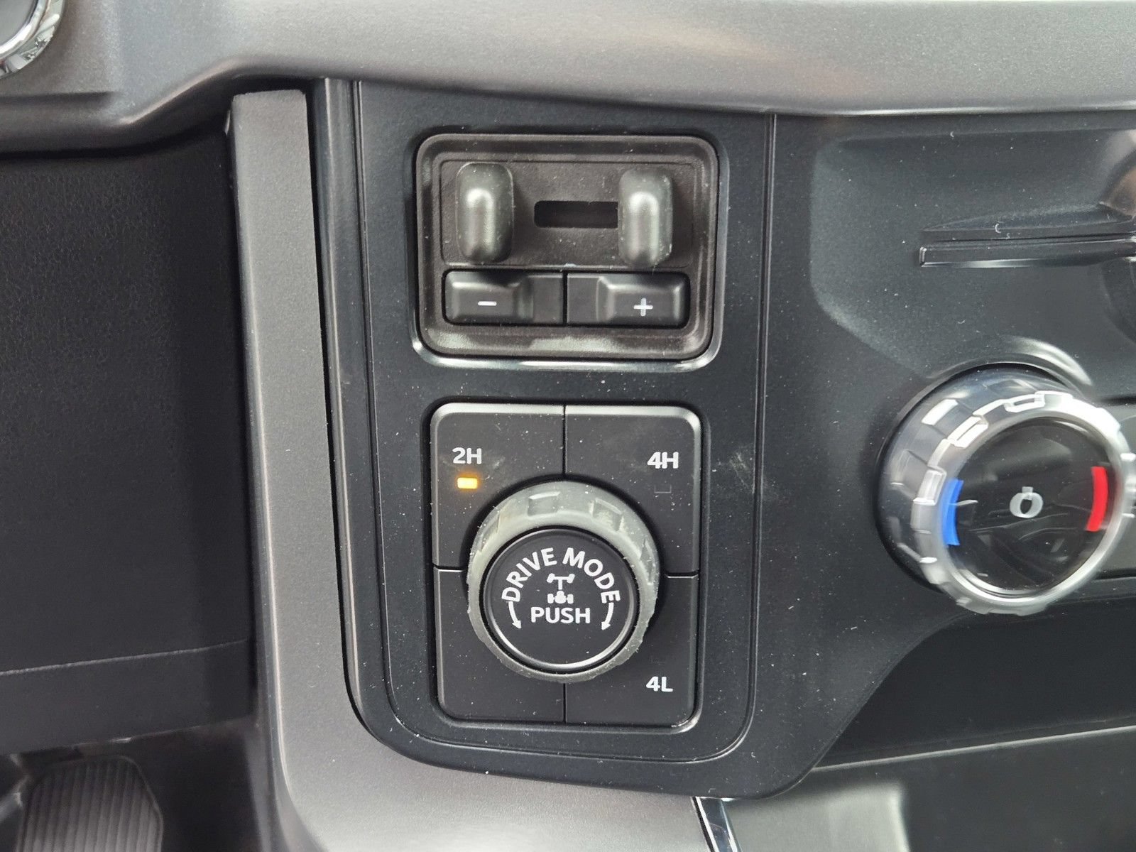 New 2026 Ford F150 XLT AWD/4WD image 9