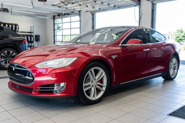 Used 2015 Tesla Model S 70D AWD/4WD image 3