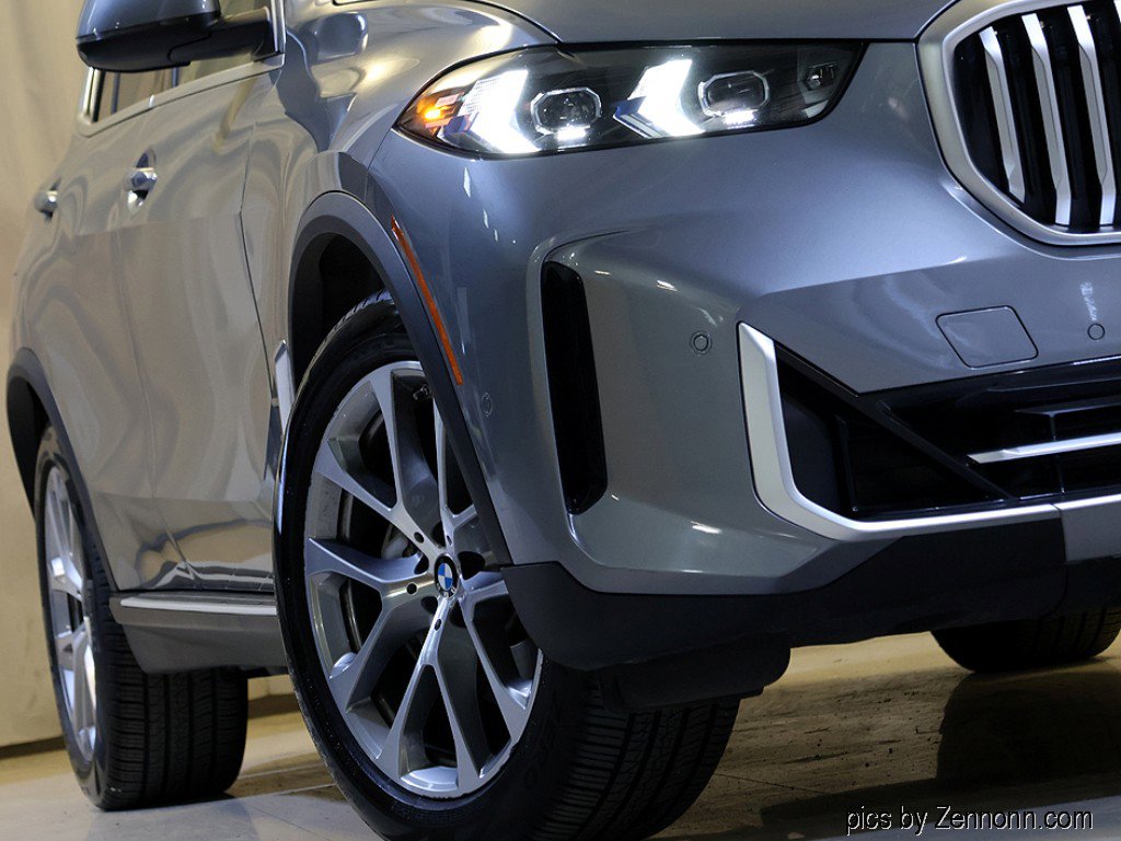 Certified 2024 BMW X5 xDrive40i w/ Premium Package image 4