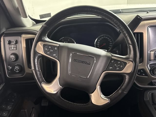 Used 2018 GMC Sierra 2500 Denali w/ Duramax Plus Package AWD/4WD image 27