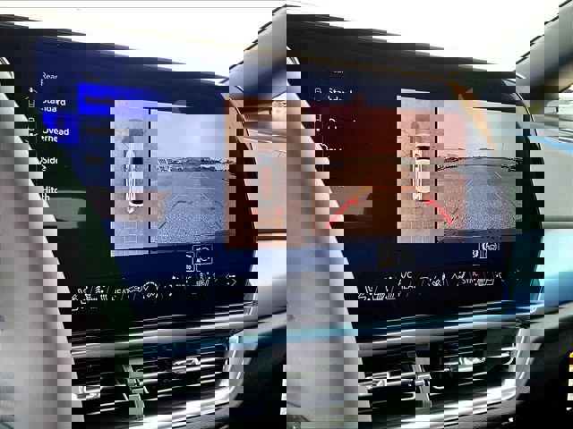 New 2026 Chevrolet Equinox EV LT image 15