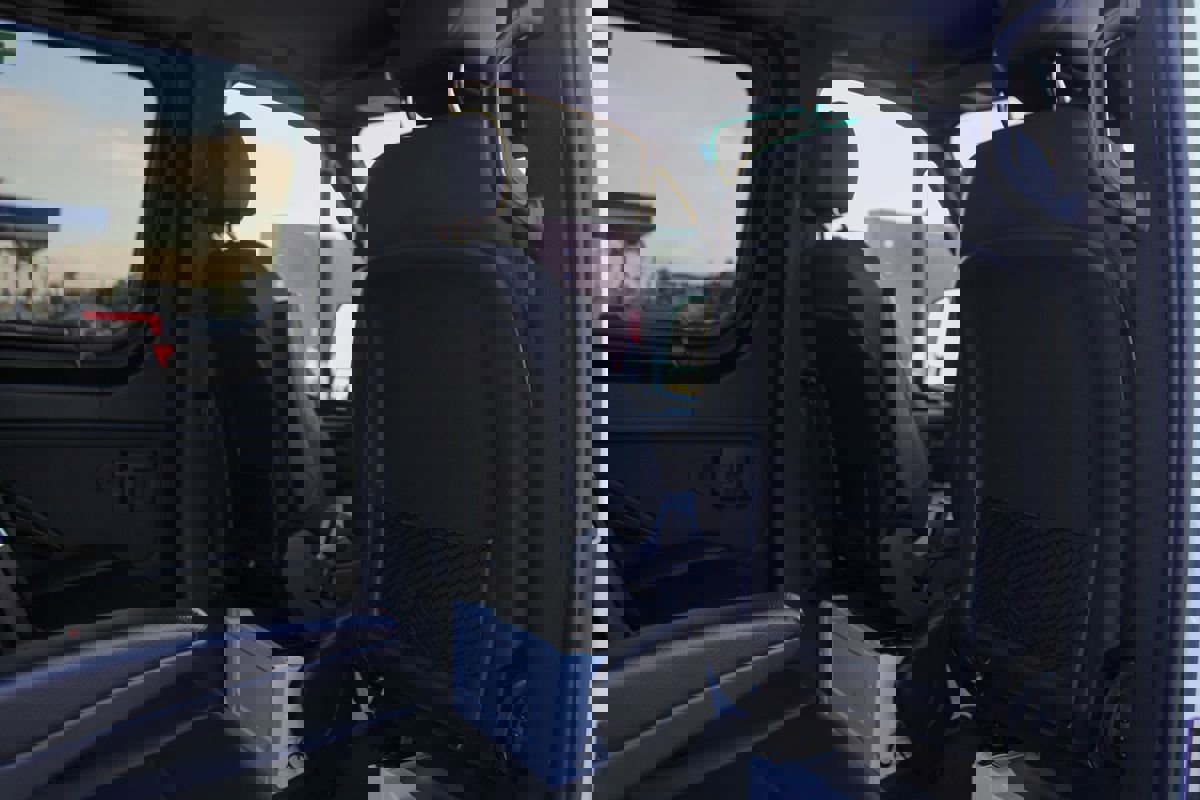 Used 2024 Mercedes-Benz Sprinter 2500 image 16