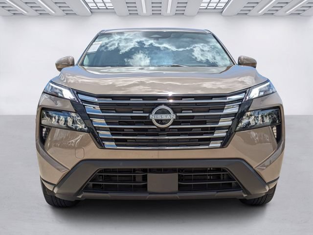 Used 2024 Nissan Rogue SV FWD image 2