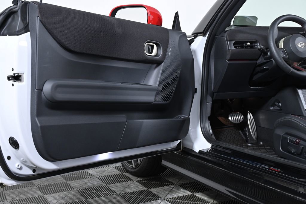 Certified 2025 MINI Cooper John Cooper Works image 31