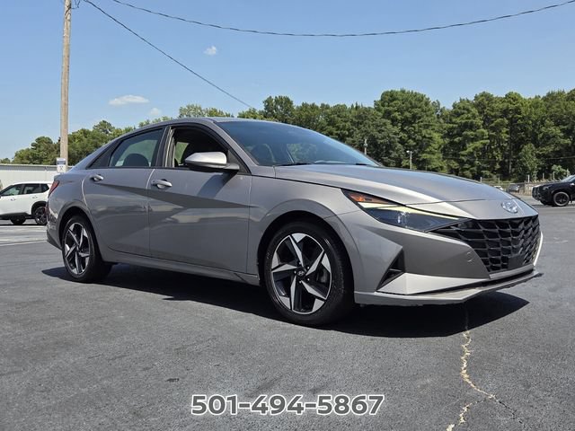 Used 2023 Hyundai Elantra SEL w/ Convenience Package FWD image 7