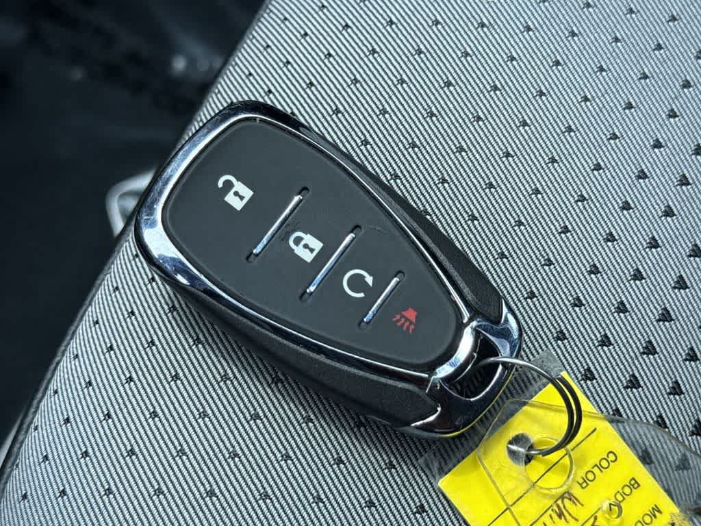 Used 2025 Chevrolet Trax LT w/ Driver Confidence Package FWD image 28