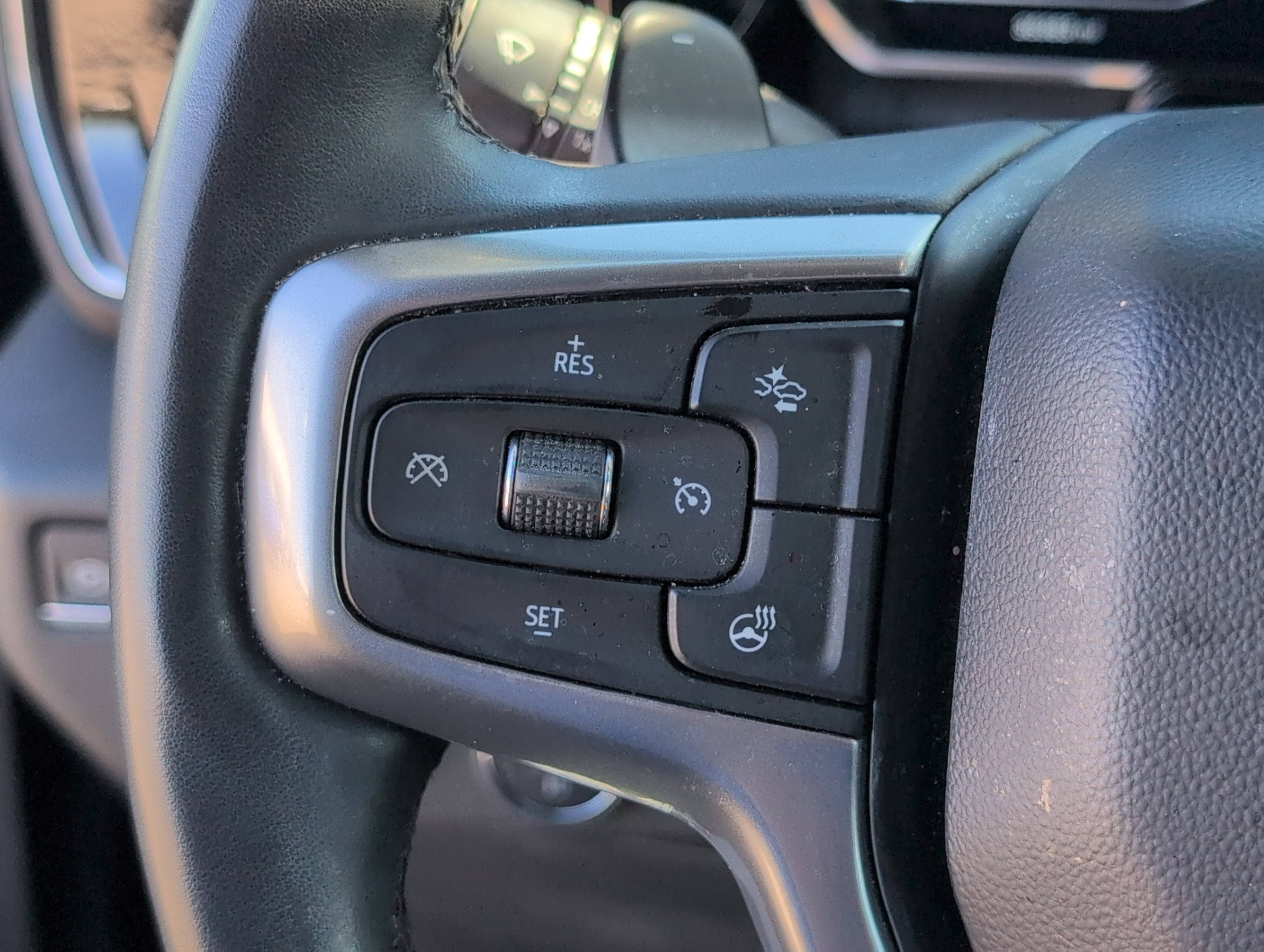 Used 2024 Chevrolet Silverado 1500 LTZ w/ LTZ Convenience Package II image 27