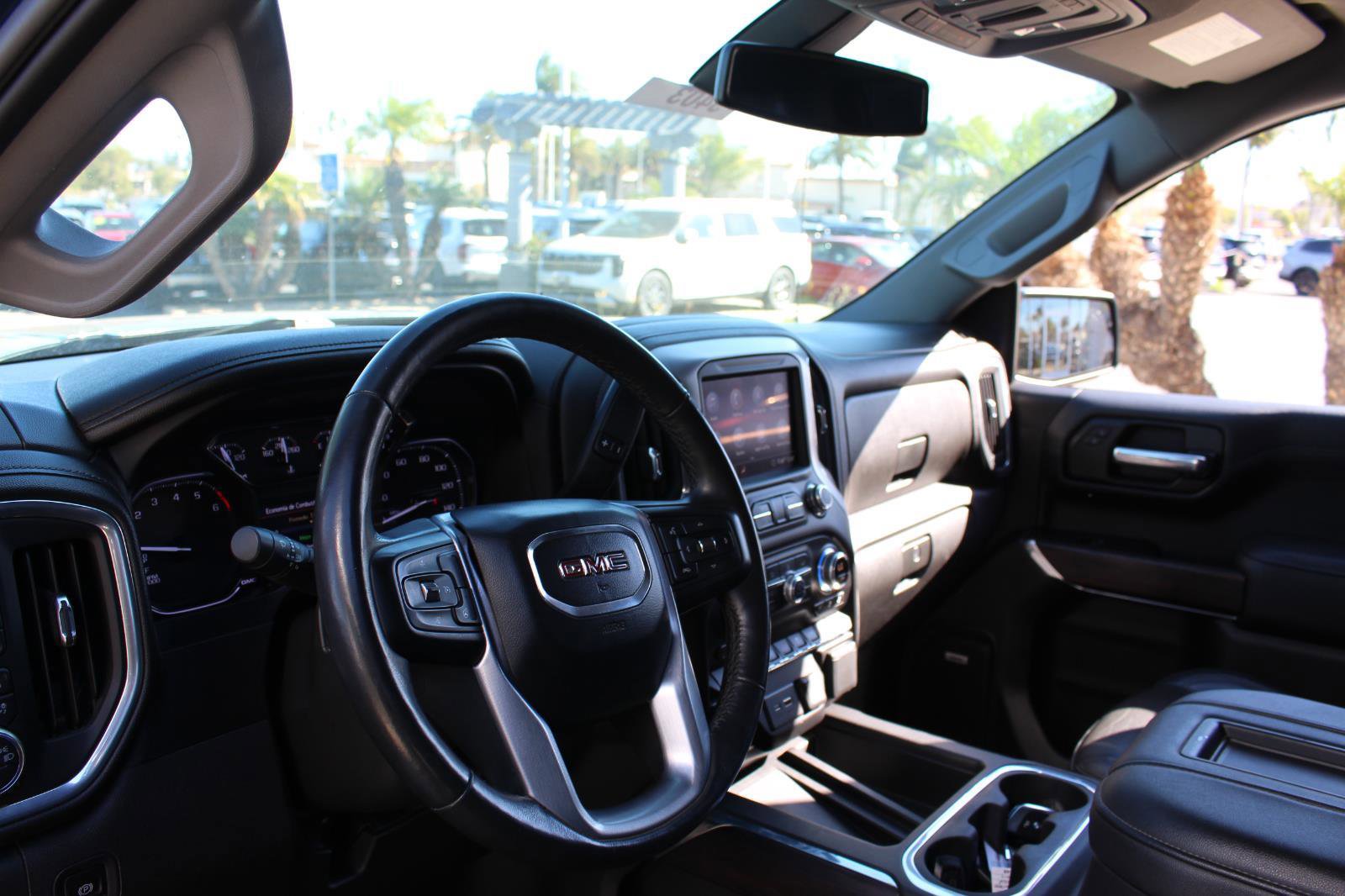 Used 2020 GMC Sierra 1500 SLT w/ SLT Premium Package image 18