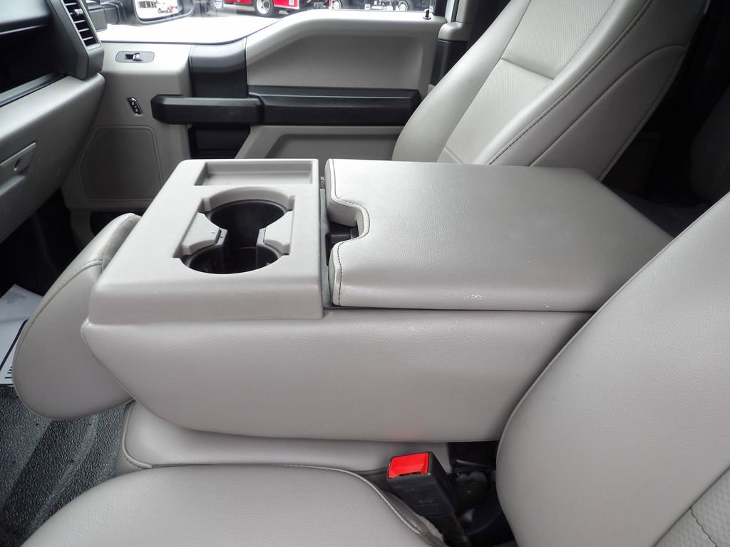 Used 2022 Ford F250 XL w/ Power Equipment Group AWD/4WD image 26