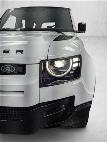 New 2026 Land Rover Defender 110 X-Dynamic SE image 21