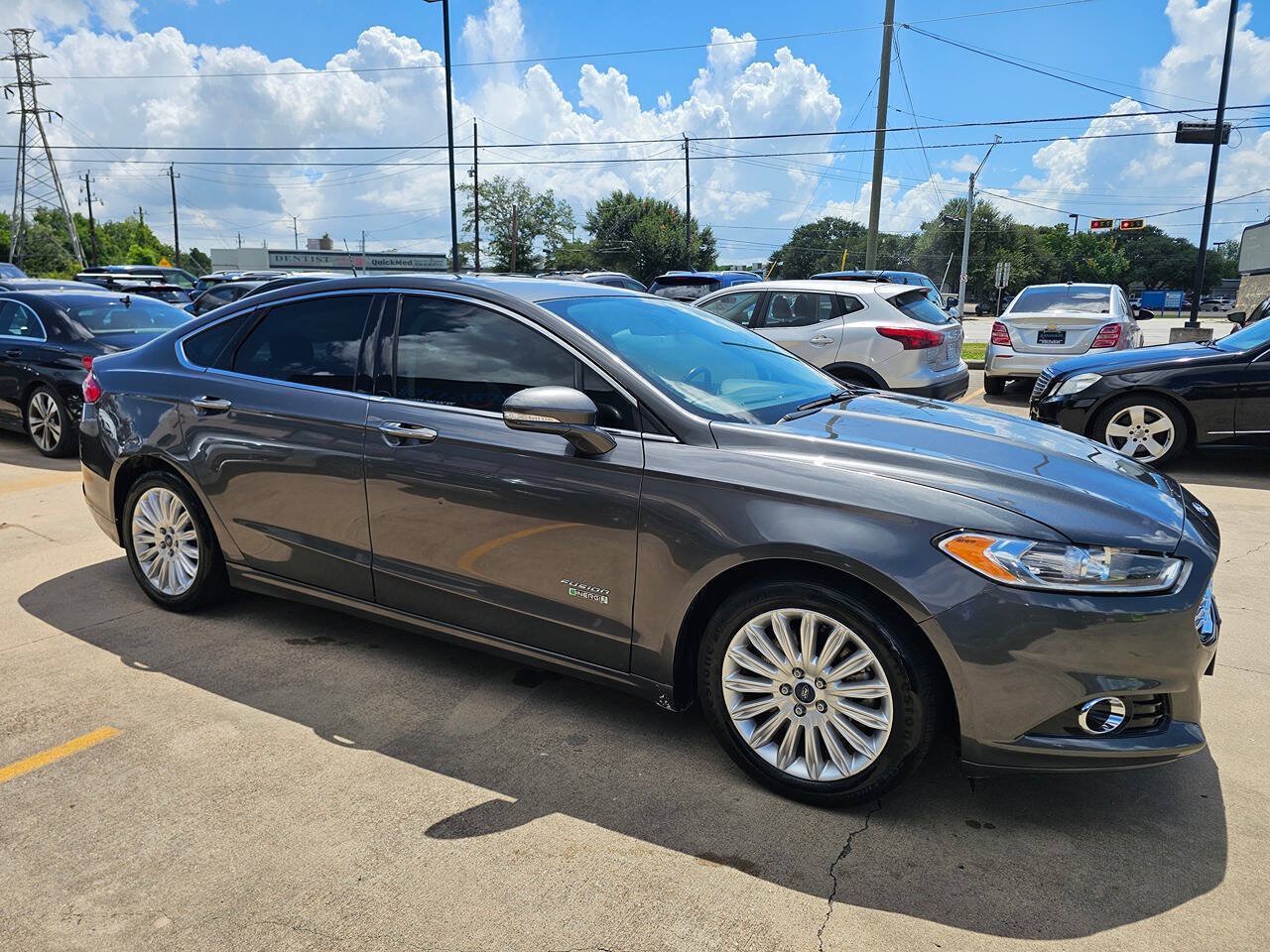 Used 2016 Ford Fusion Energi SE FWD image 3