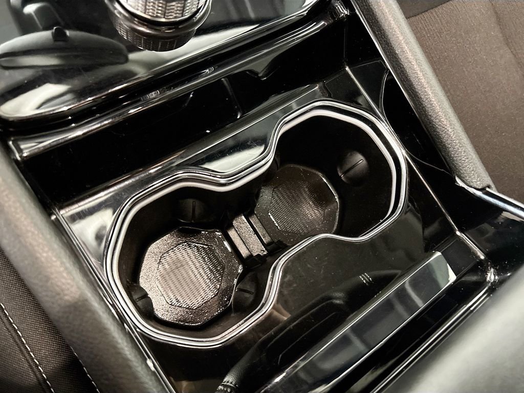 Used 2023 Jeep Grand Cherokee Laredo w/ Luxury Tech Group I image 15