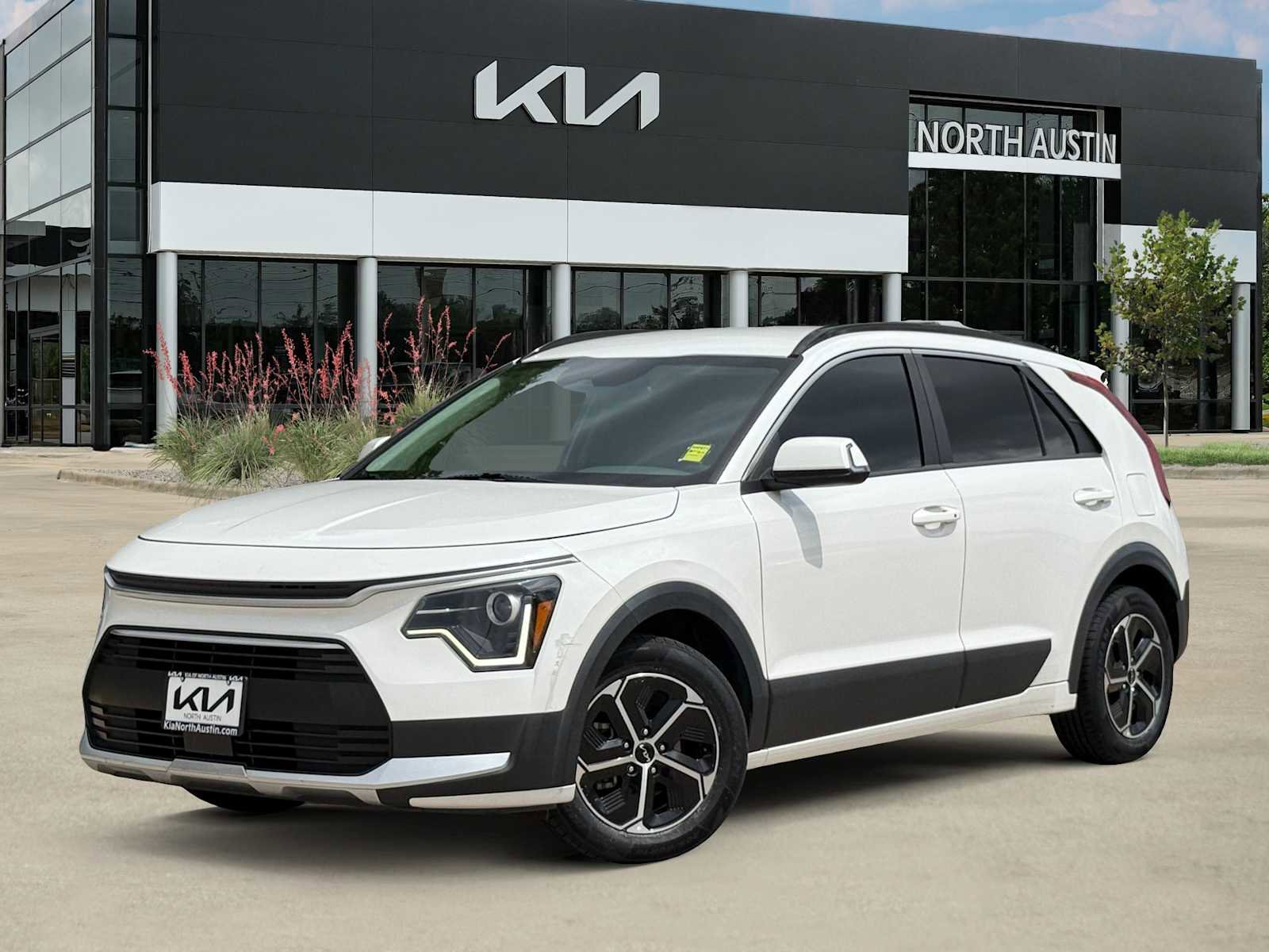 Certified 2023 Kia Niro EX