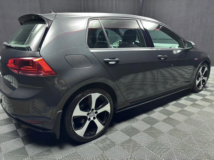 Used 2016 Volkswagen GTI SE image 16