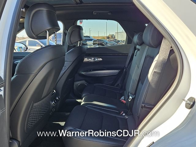 Used 2025 Genesis GV70 2.5T w/ Sport Prestige Package image 6