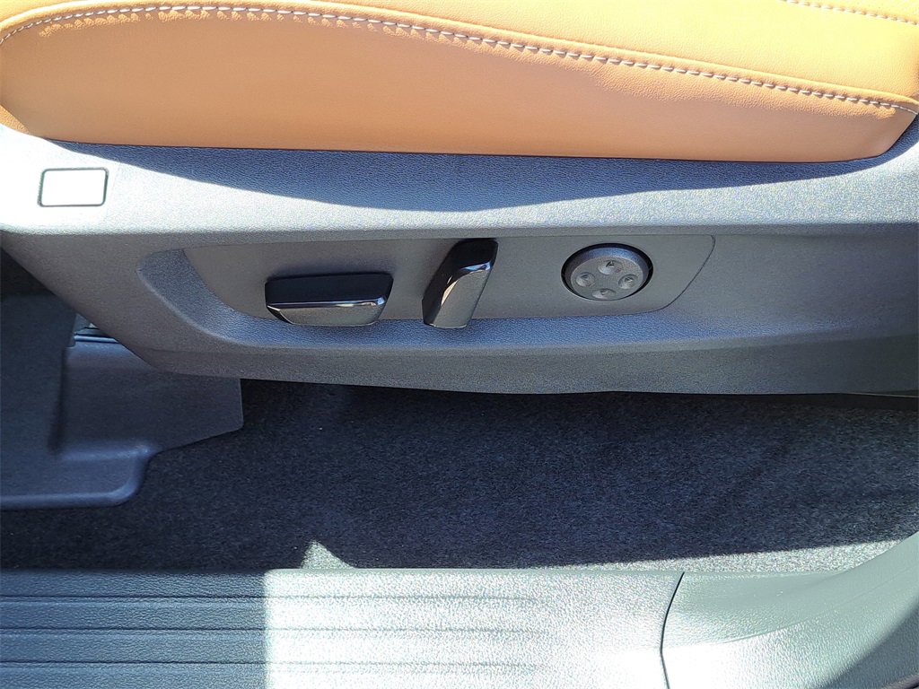 New 2026 INFINITI QX60 Autograph w/ Dark Cargo Package image 14