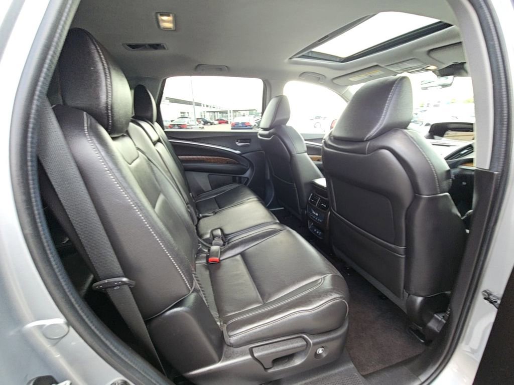 Used 2020 Acura MDX SH-AWD image 19
