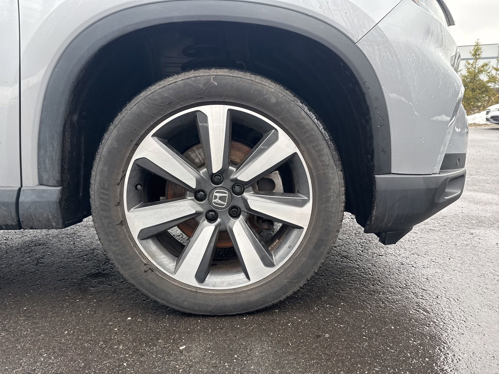 Used 2023 Honda Pilot Touring image 9