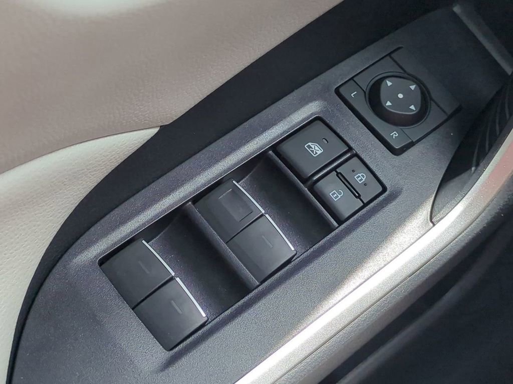 Used 2023 Toyota RAV4 XLE image 25