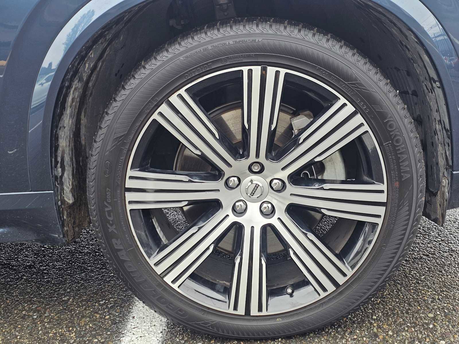 Certified 2023 Volvo XC90 T8 Ultimate w/ Protection Package Premier AWD/4WD image 9