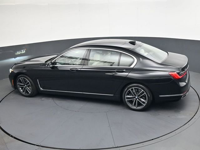 Used 2022 BMW 750i xDrive image 25