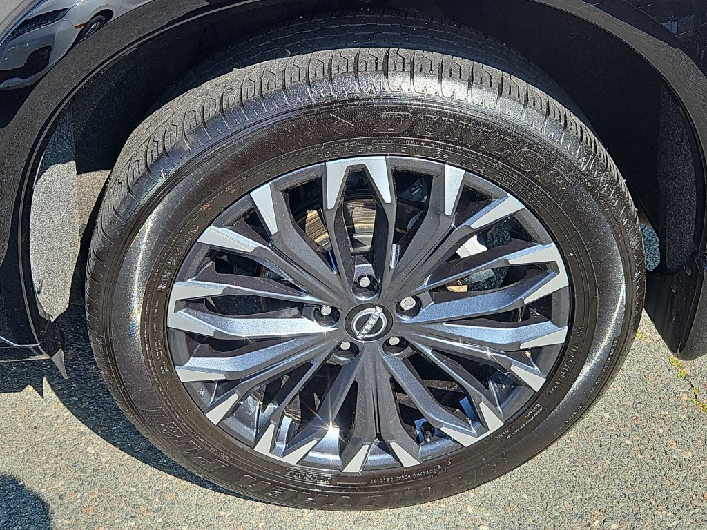 Used 2025 Nissan Rogue Platinum w/ Platinum Premium Package AWD/4WD image 8