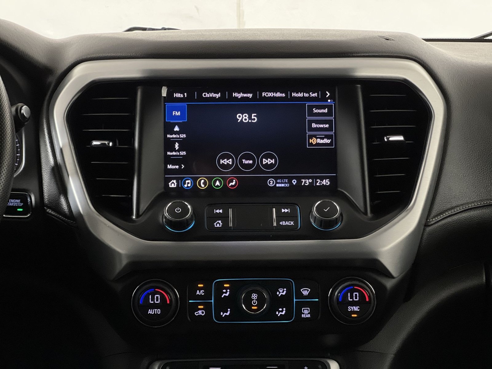 Used 2021 GMC Acadia SLE w/ Driver Convenience Package AWD/4WD image 18