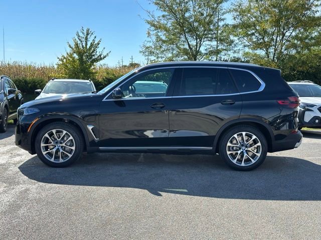 New 2026 BMW X5 xDrive50e w/ Climate Comfort Package image 4