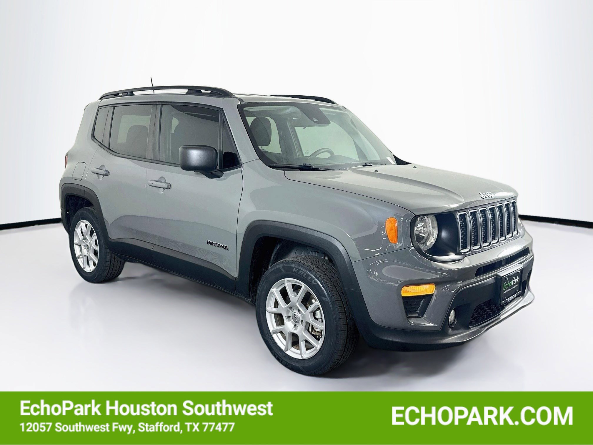 Used 2022 Jeep Renegade Latitude AWD/4WD image 1