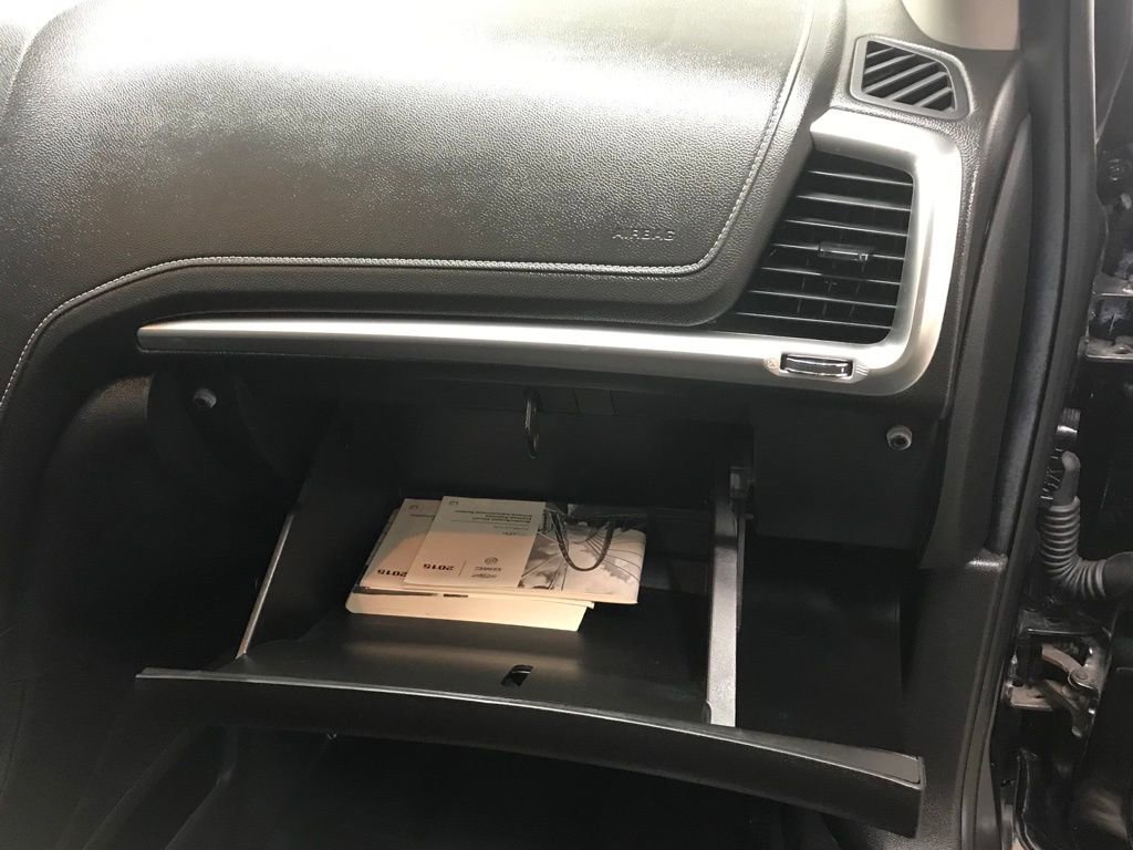 Used 2015 GMC Acadia SLE image 40