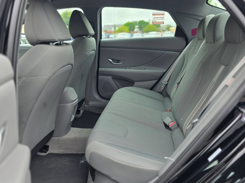 New 2026 Hyundai Elantra Sport FWD image 15