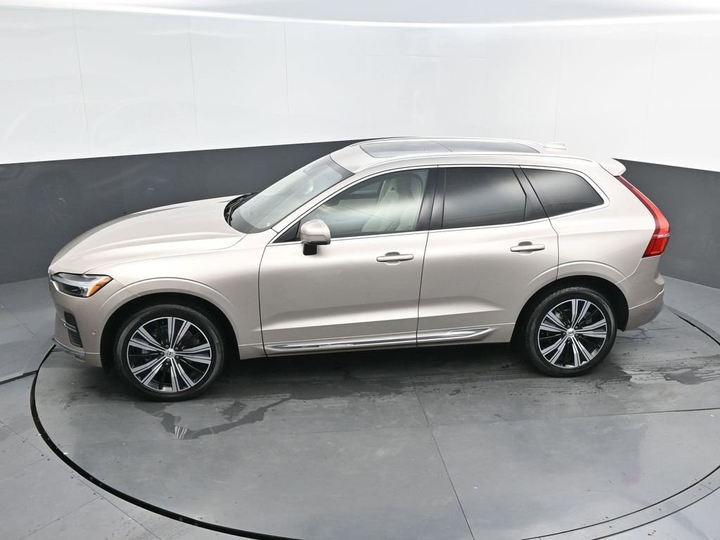 Certified 2023 Volvo XC60 B5 Plus image 24