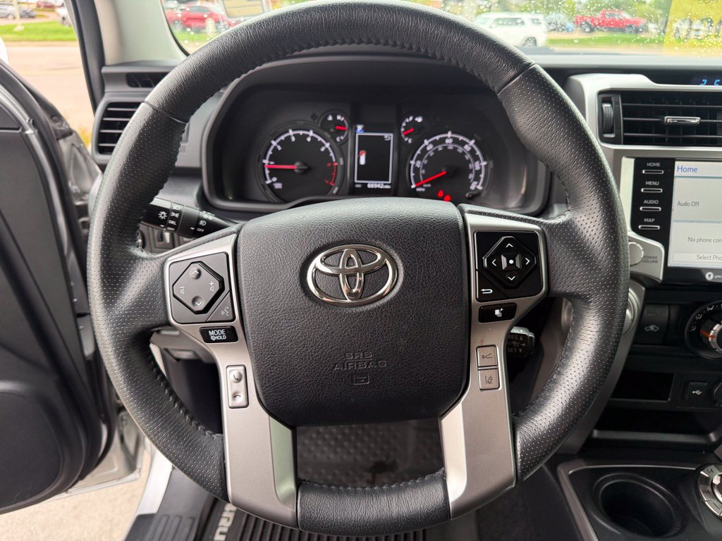 Used 2021 Toyota 4Runner SR5 Premium w/ Moonroof Package AWD/4WD image 13