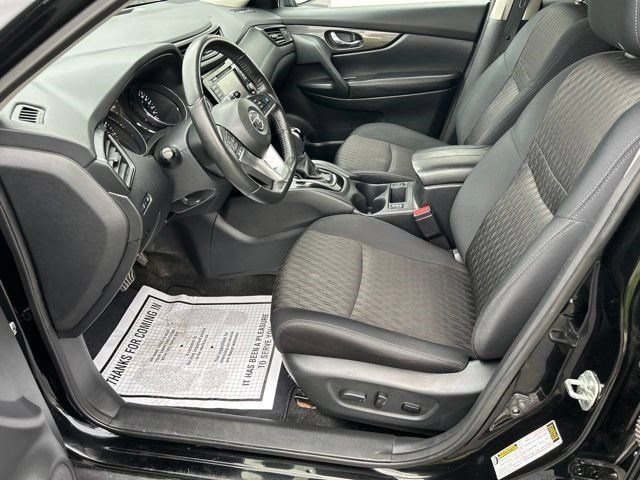 Used 2019 Nissan Rogue AWD image 11