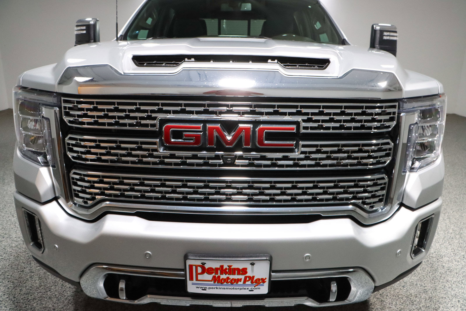 Used 2022 GMC Sierra 3500 Denali image 4