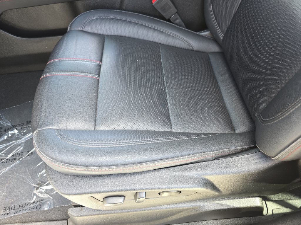 Used 2024 Chevrolet Suburban RST AWD/4WD image 33