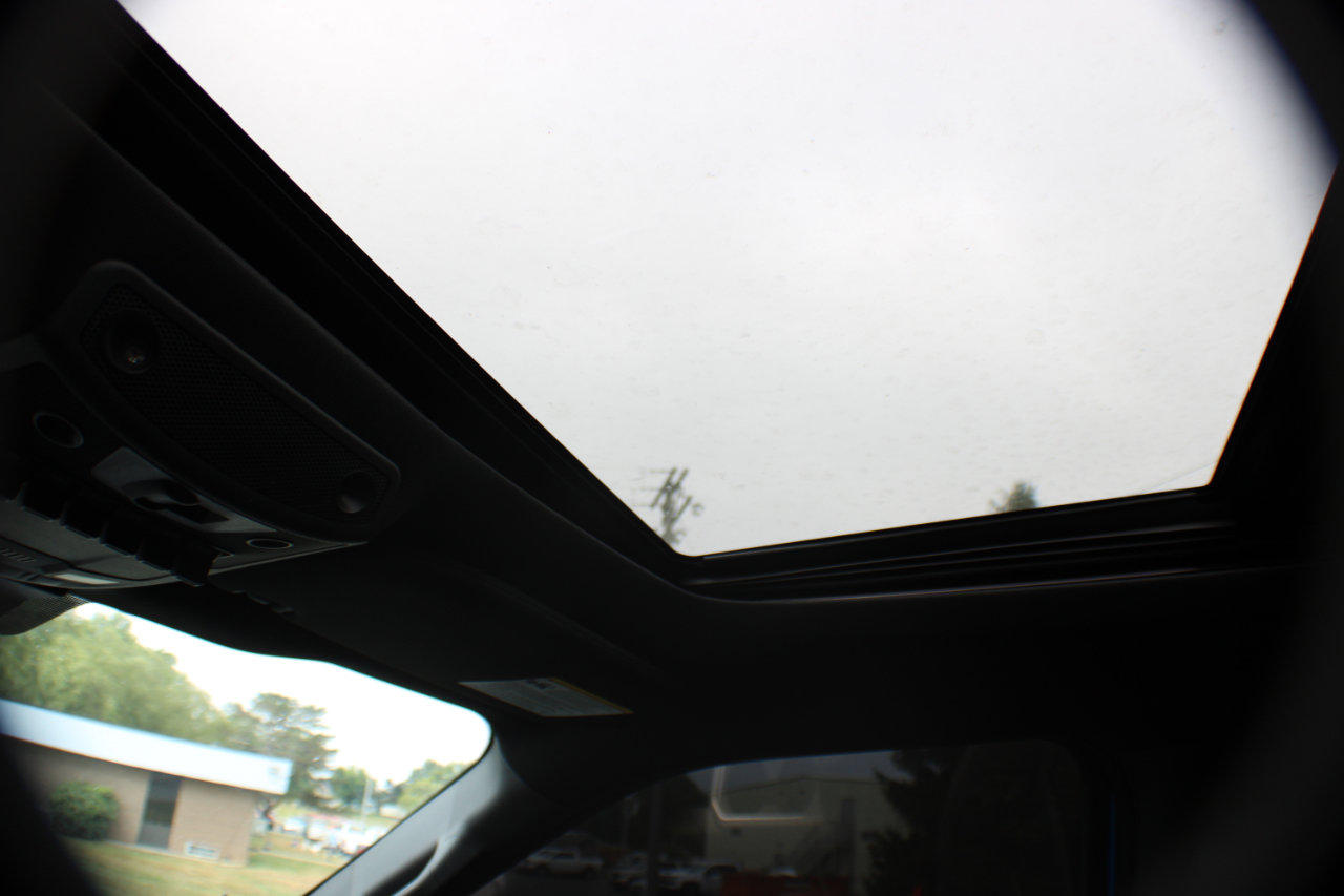 Used 2019 Ford F150 Raptor w/ Equipment Group 802A Luxury image 32